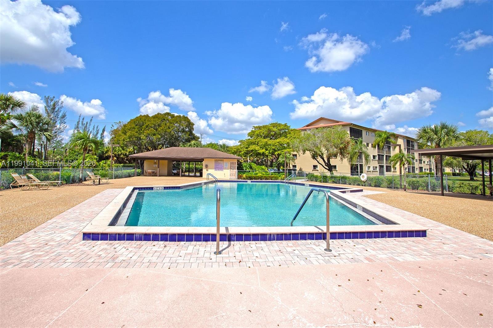 SUFFOLK AT CENTURY VILLAG - Residential