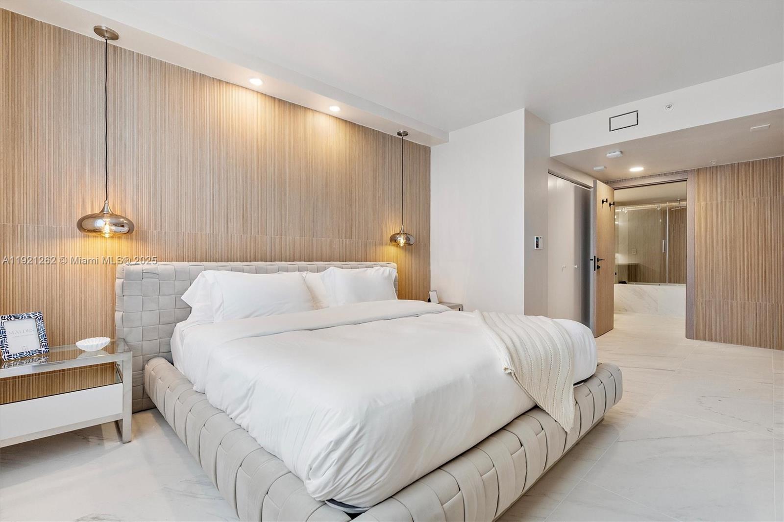 2080 OCEAN DRIVE CONDO - Residential Lease