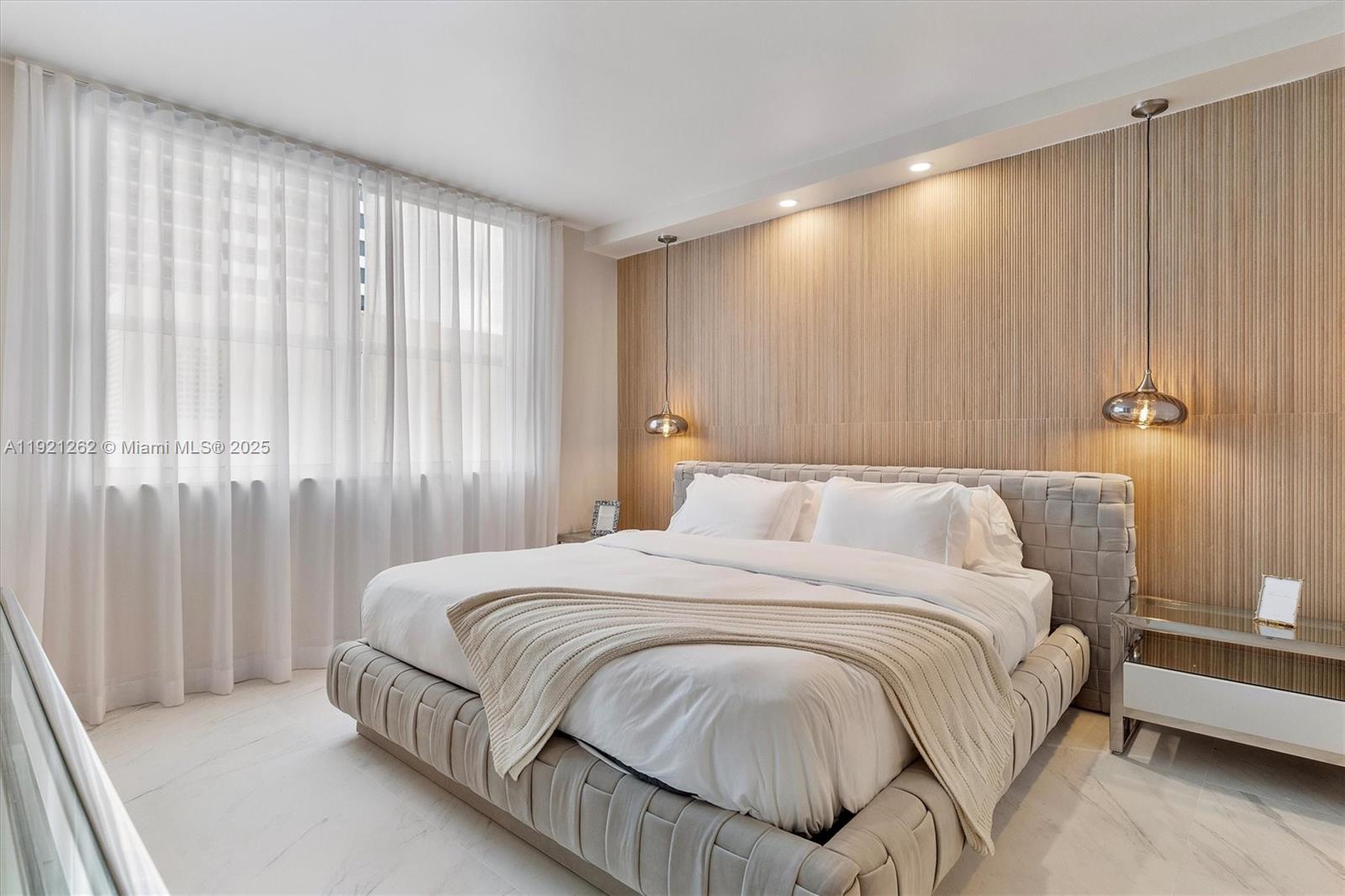 2080 OCEAN DRIVE CONDO - Residential Lease