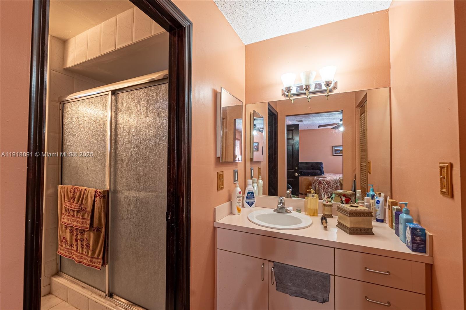 LIME GROVE ESTATES SEC 6 - Residential