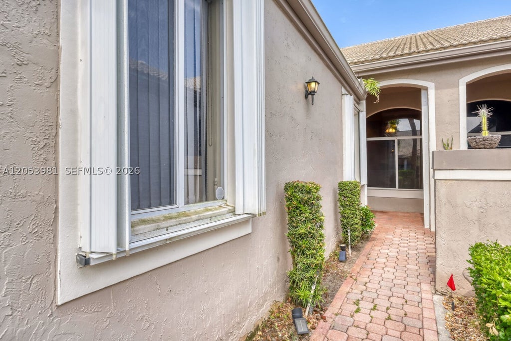 Photo of 5374 Monterey Cir #B, Delray Beach, FL 33484 (MLS # A12053981)