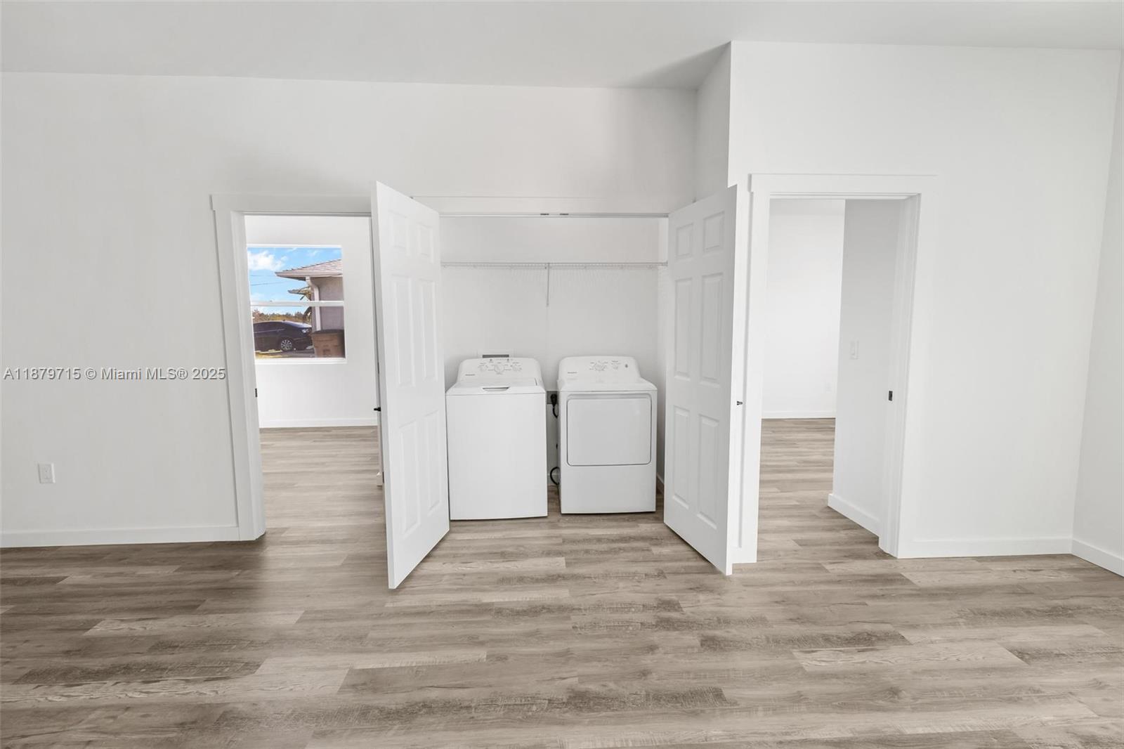 LEHIGH ESTATES - Residential Lease