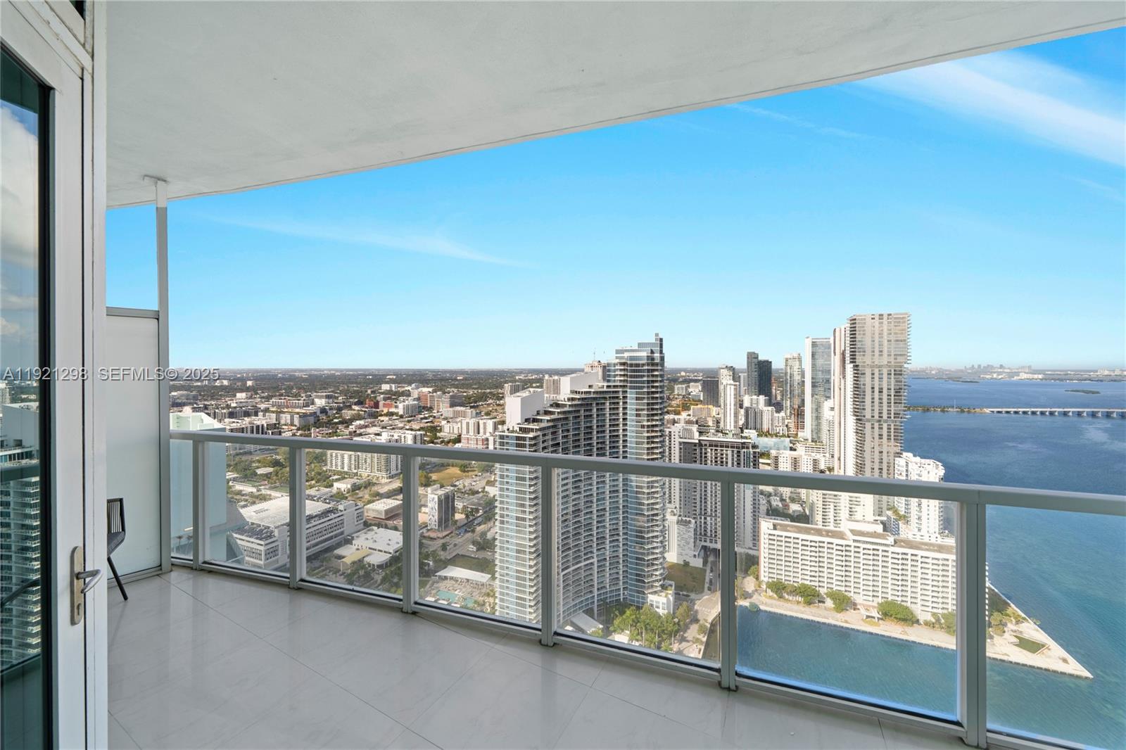 QUANTUM ON THE BAY CONDO - Residential