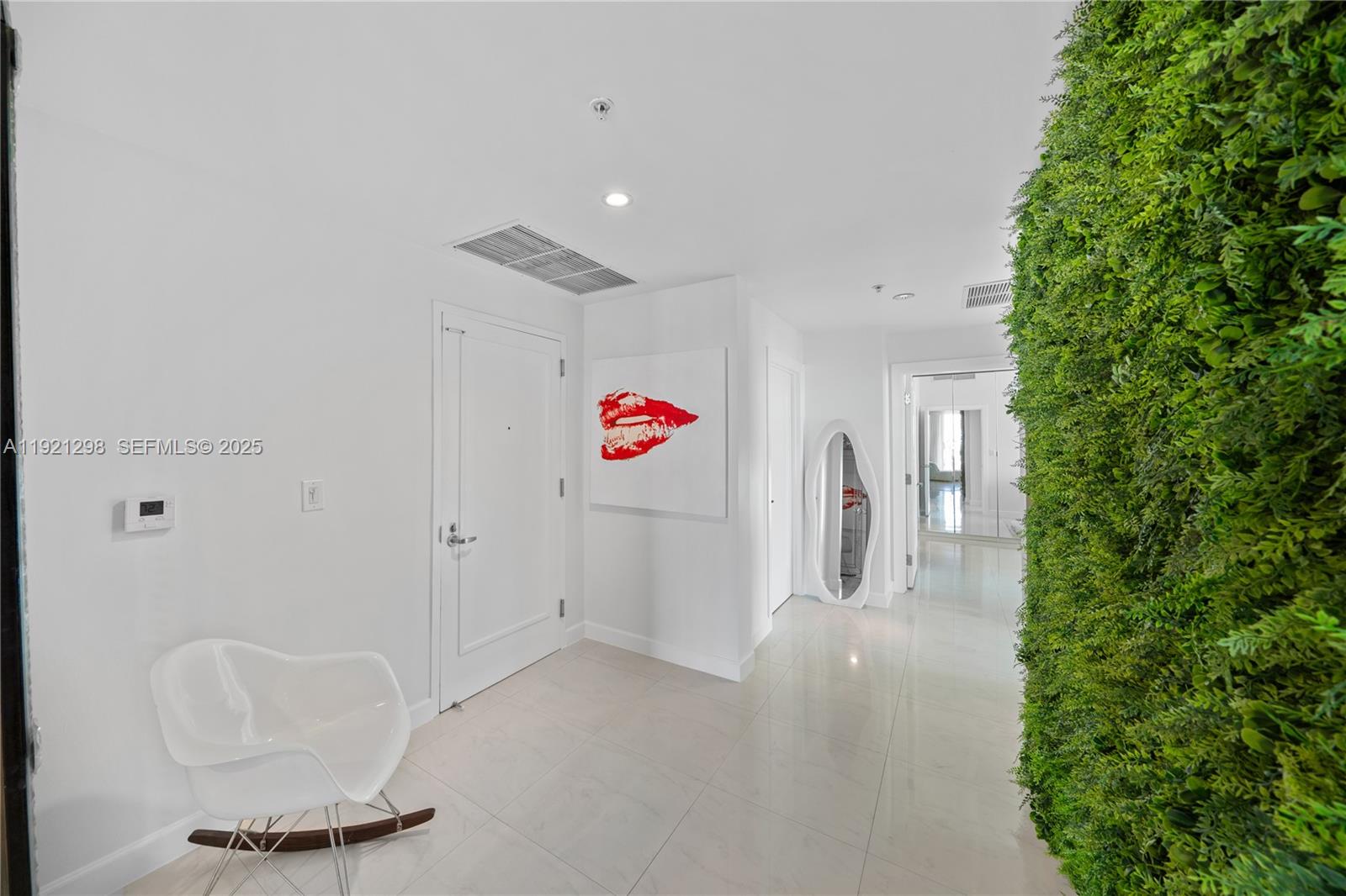 QUANTUM ON THE BAY CONDO - Residential