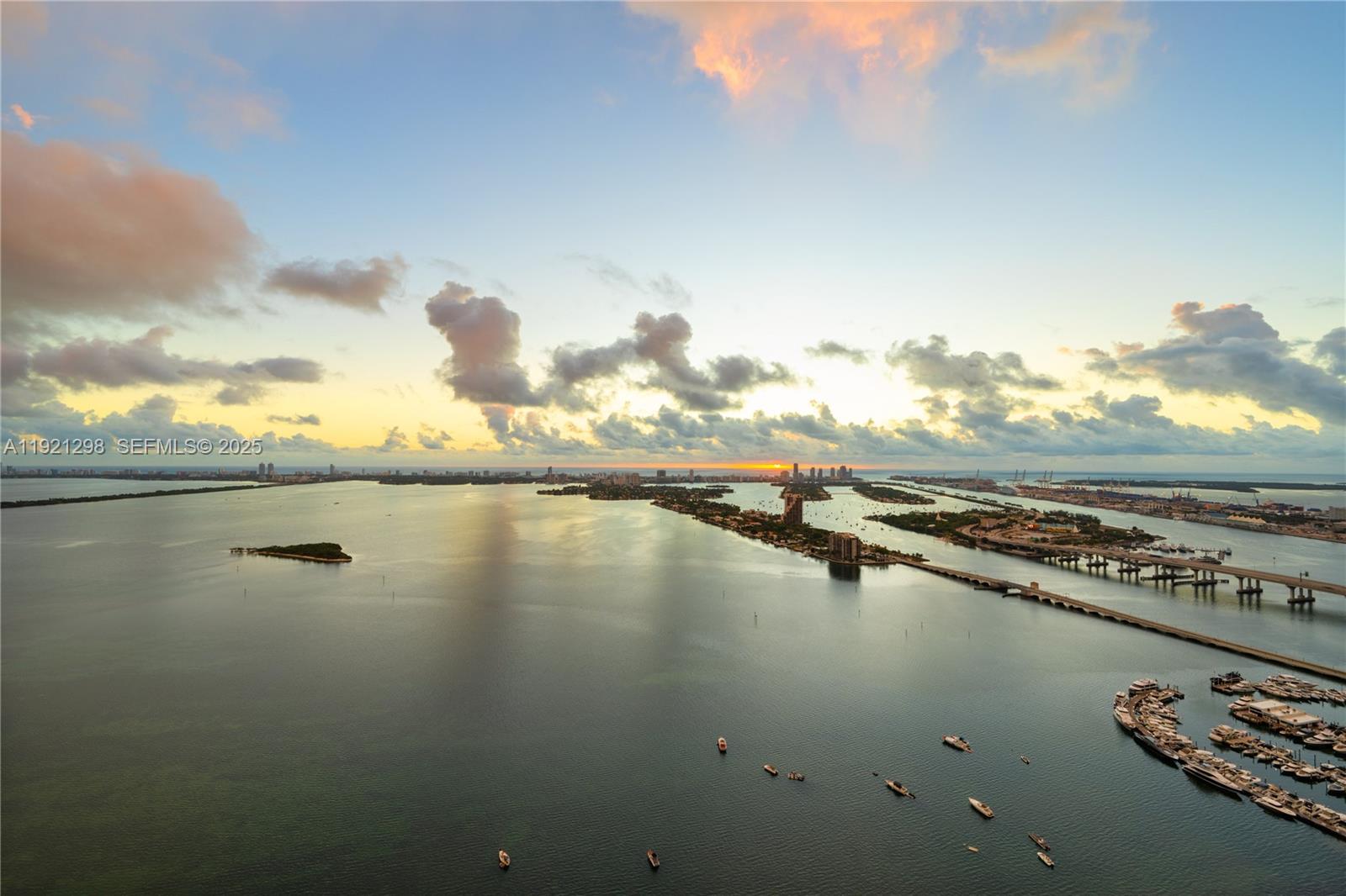 QUANTUM ON THE BAY CONDO - Residential