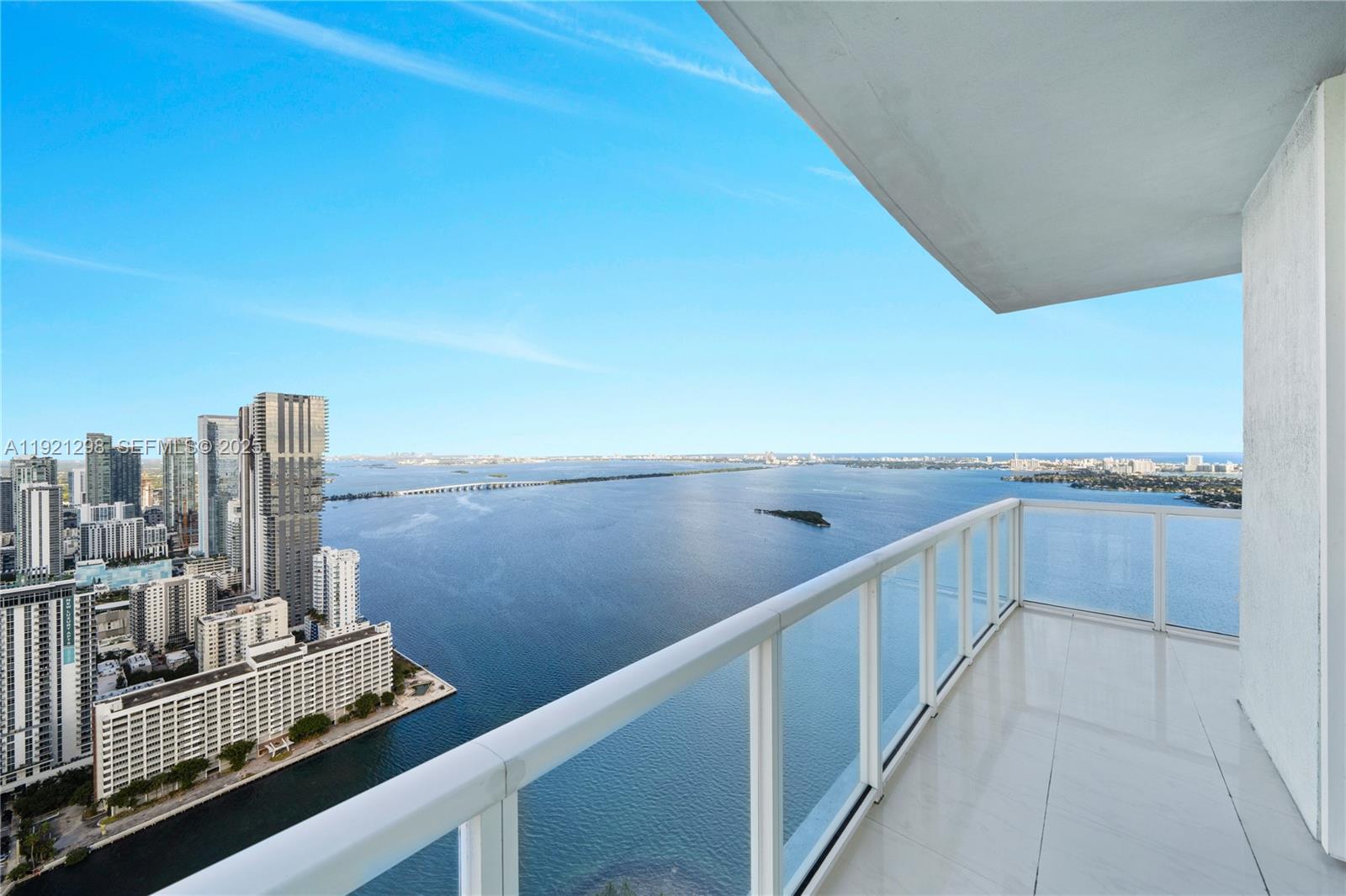 QUANTUM ON THE BAY CONDO - Residential