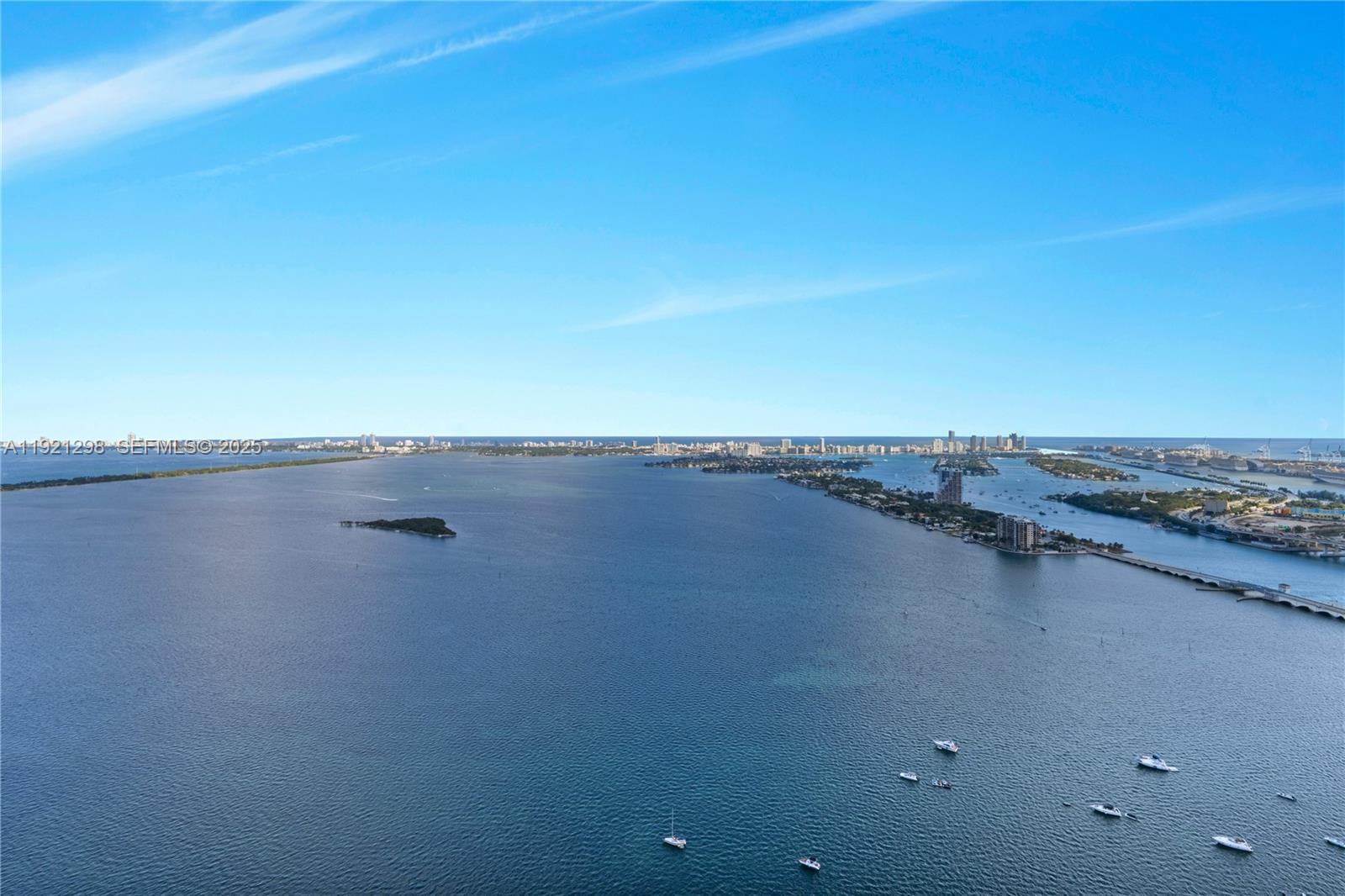 QUANTUM ON THE BAY CONDO - Residential