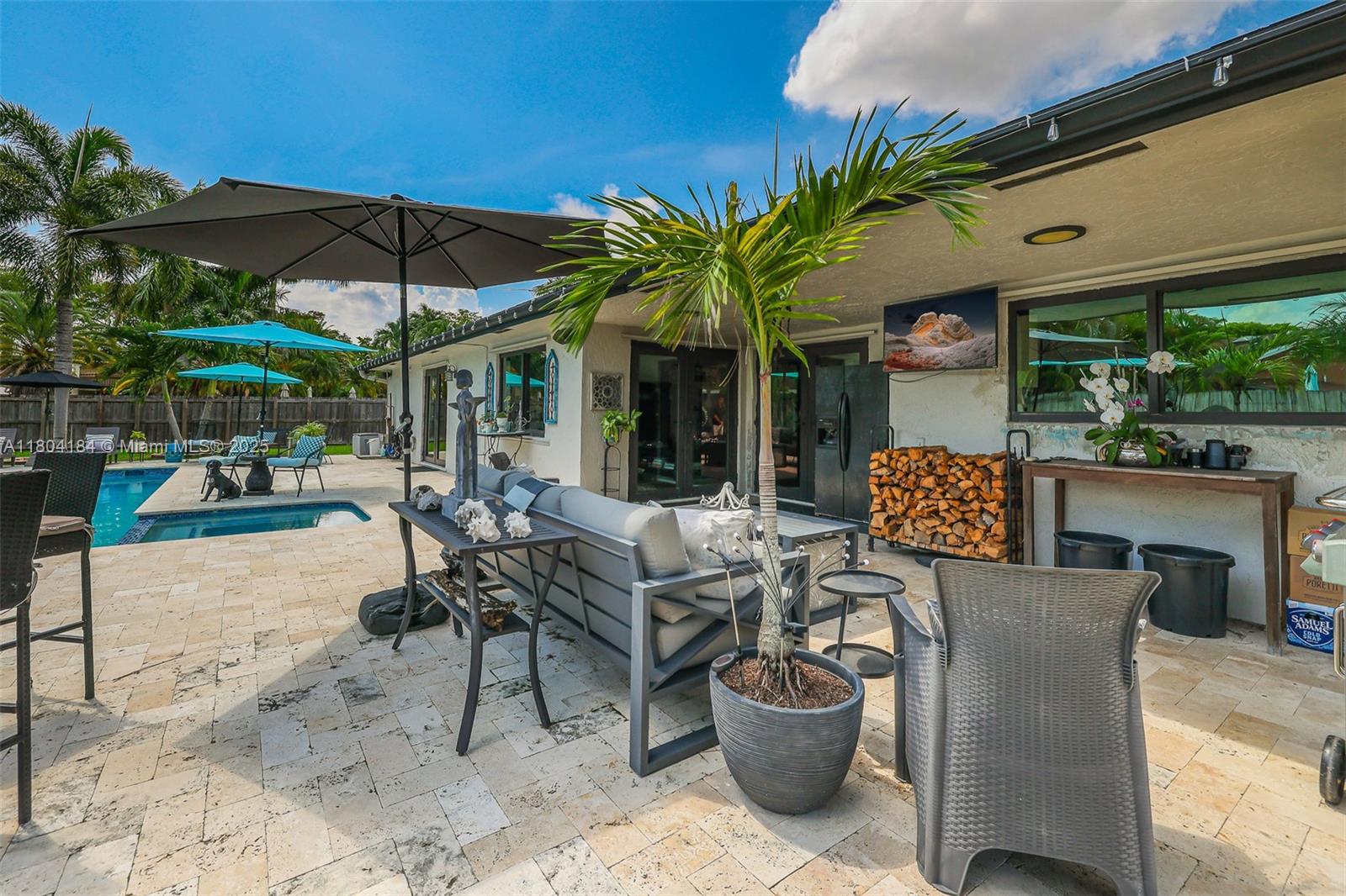 RAMAS OF KENDALL - Residential