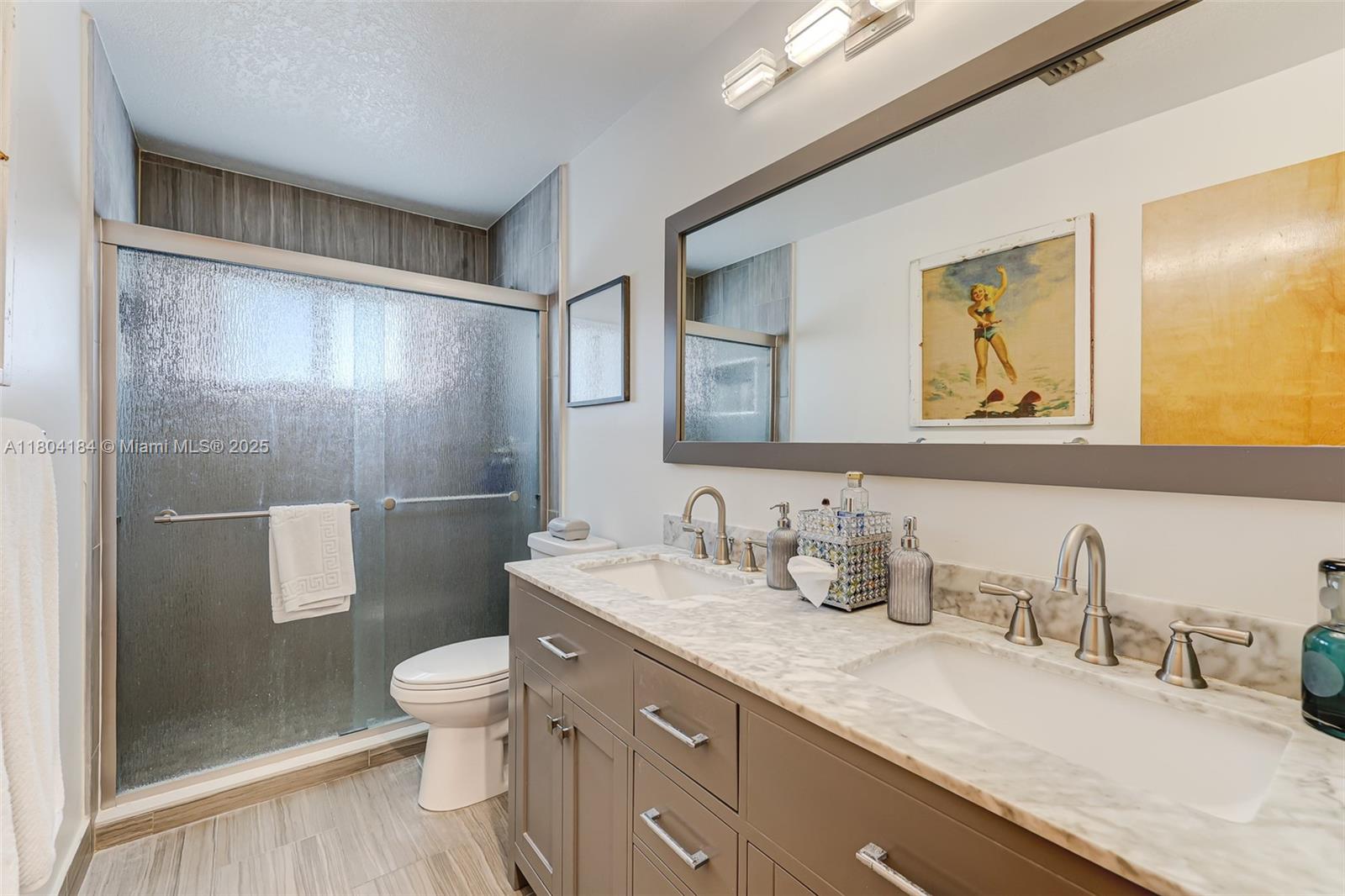 RAMAS OF KENDALL - Residential