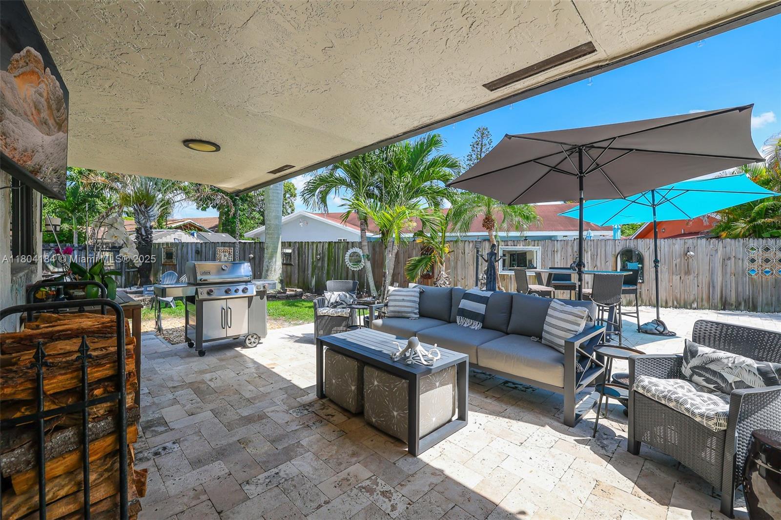RAMAS OF KENDALL - Residential