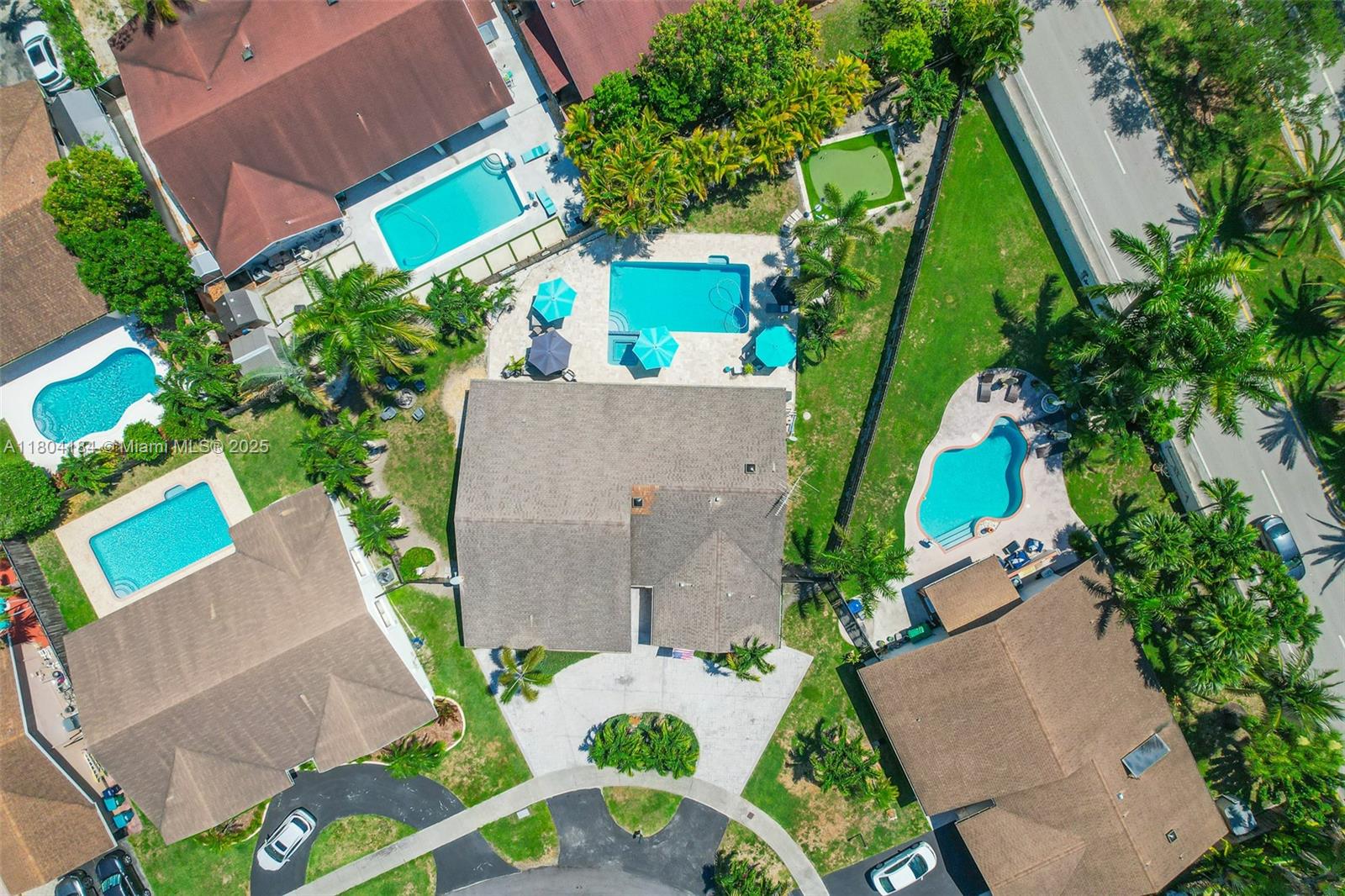 RAMAS OF KENDALL - Residential
