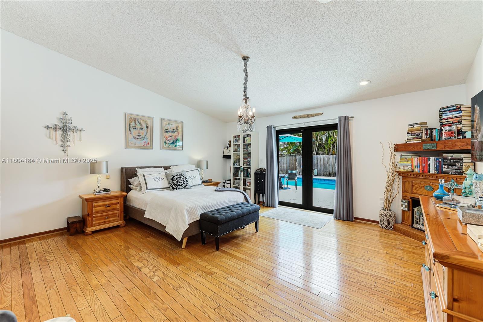 RAMAS OF KENDALL - Residential
