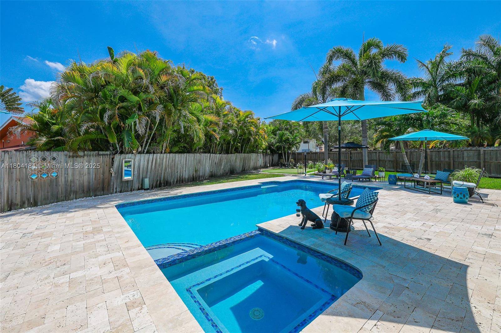 RAMAS OF KENDALL - Residential