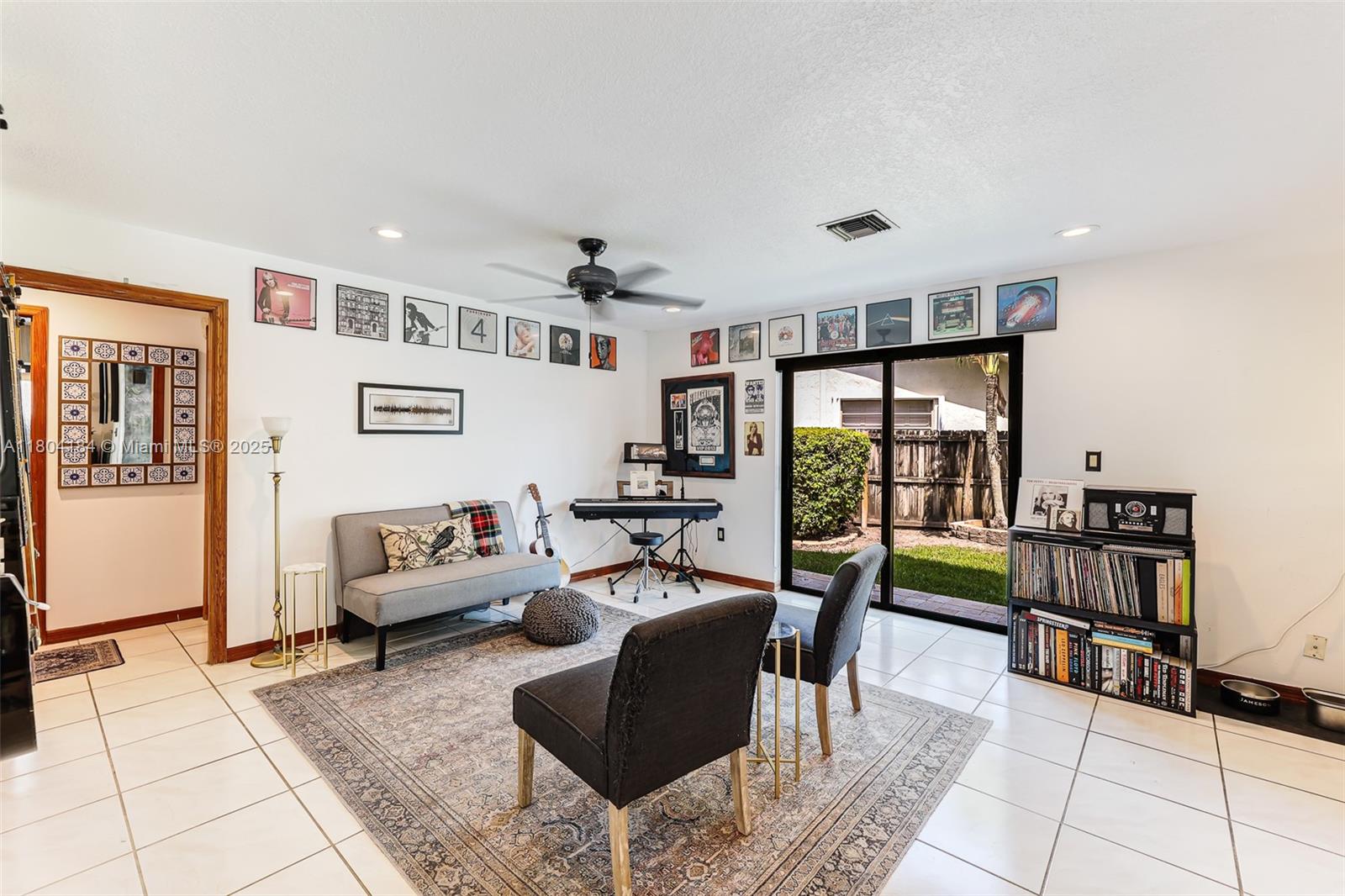 RAMAS OF KENDALL - Residential