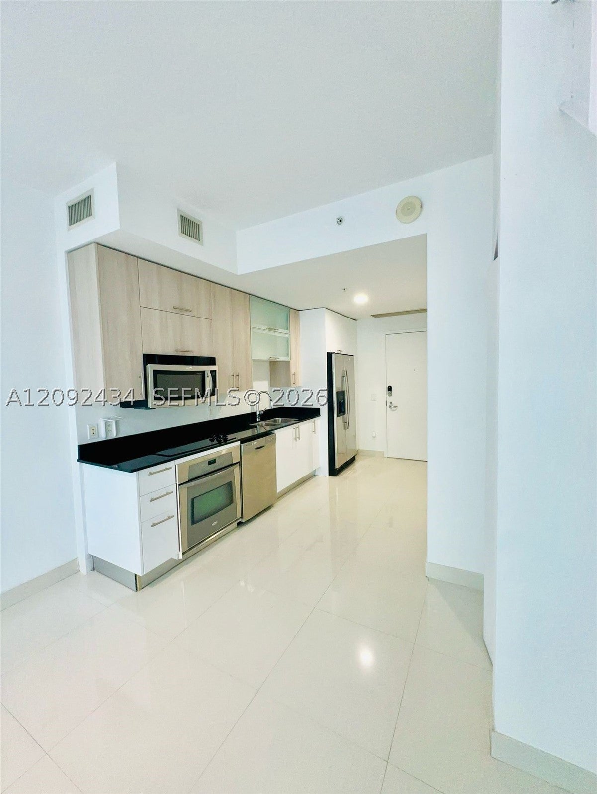 60 SW 13th St 2618