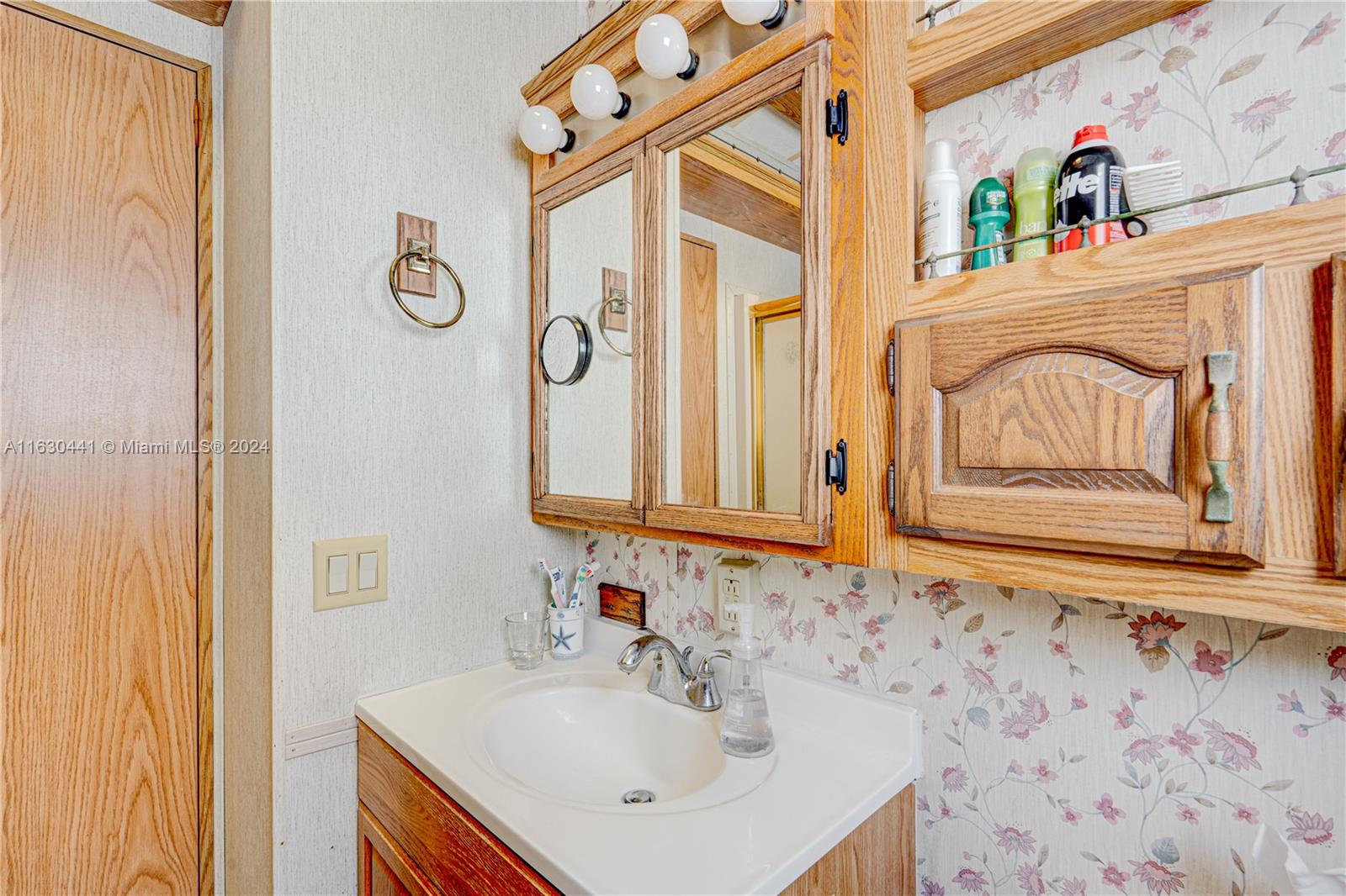 Outdoor Resorts (65.6) - Residential