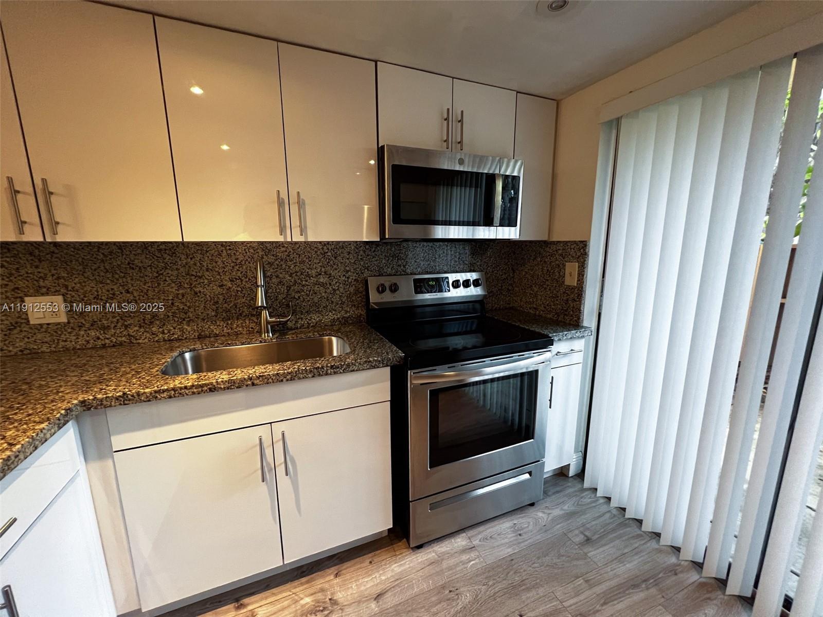 WIMBLEDON AT JACARANDA CO - Residential Lease