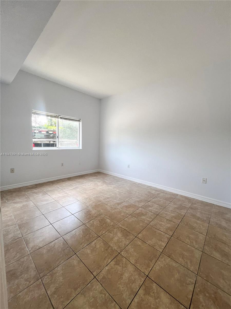 SUB OF PB 1-4 - Residential Lease