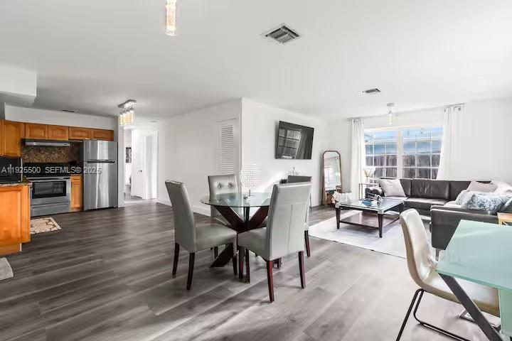 PINE CREST AMENDED PLAT - Residential Lease