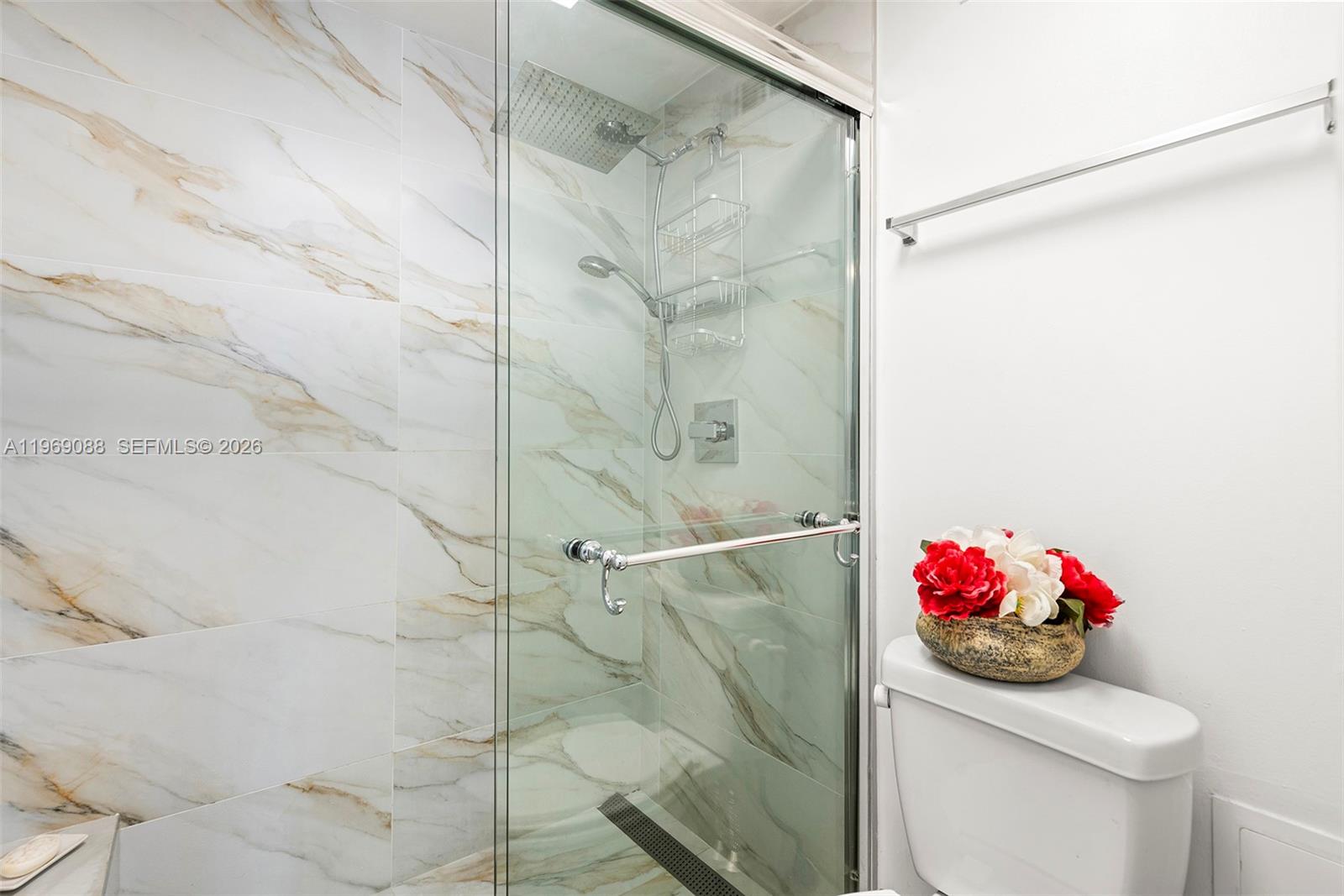 JOCKEY CLUB CONDO - Residential Lease