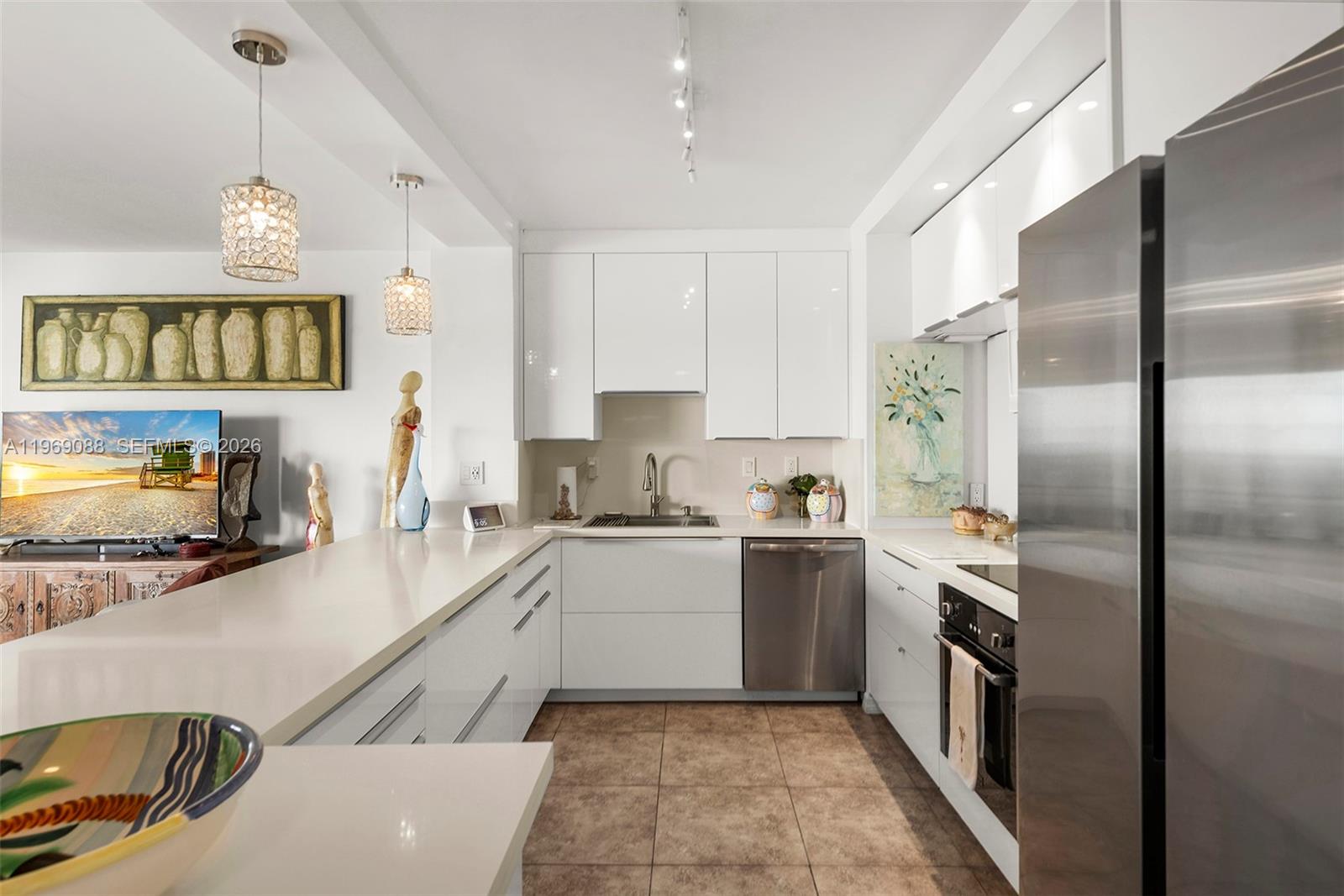 JOCKEY CLUB CONDO - Residential Lease