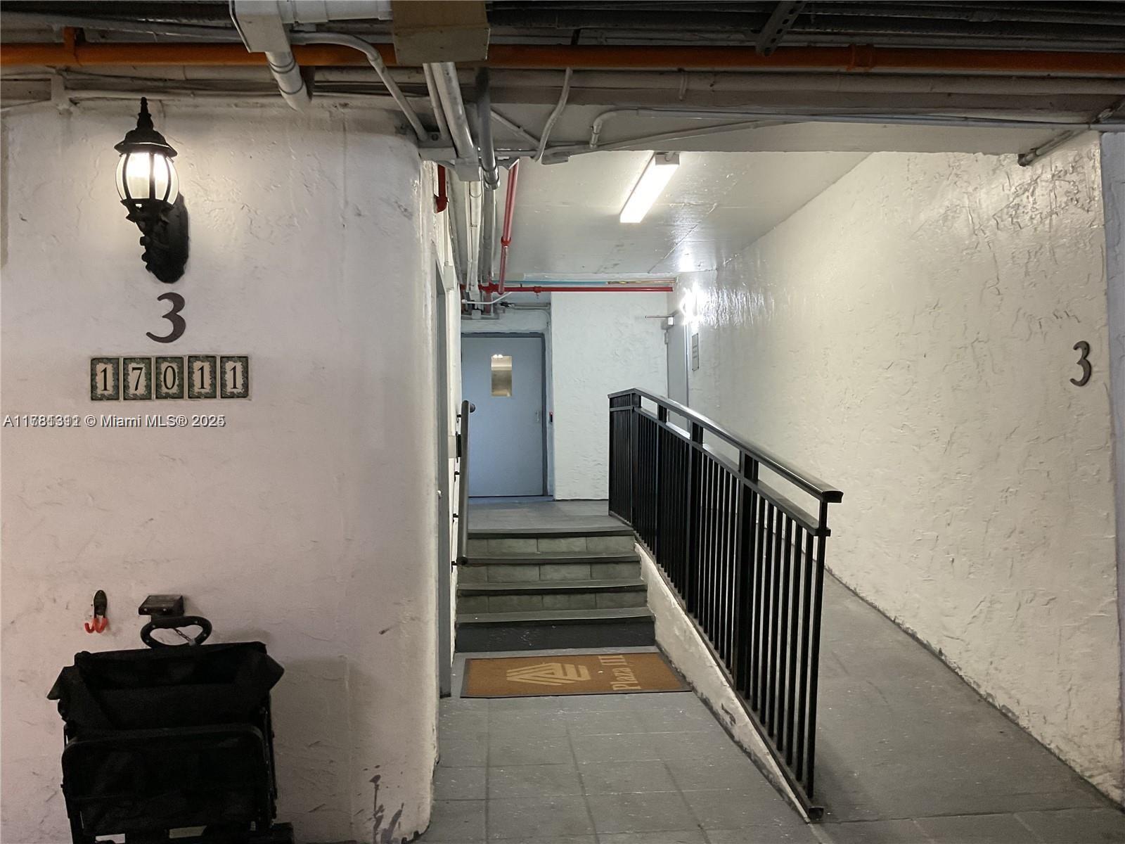 PLAZA OF AMERICAS CONDO P - Residential