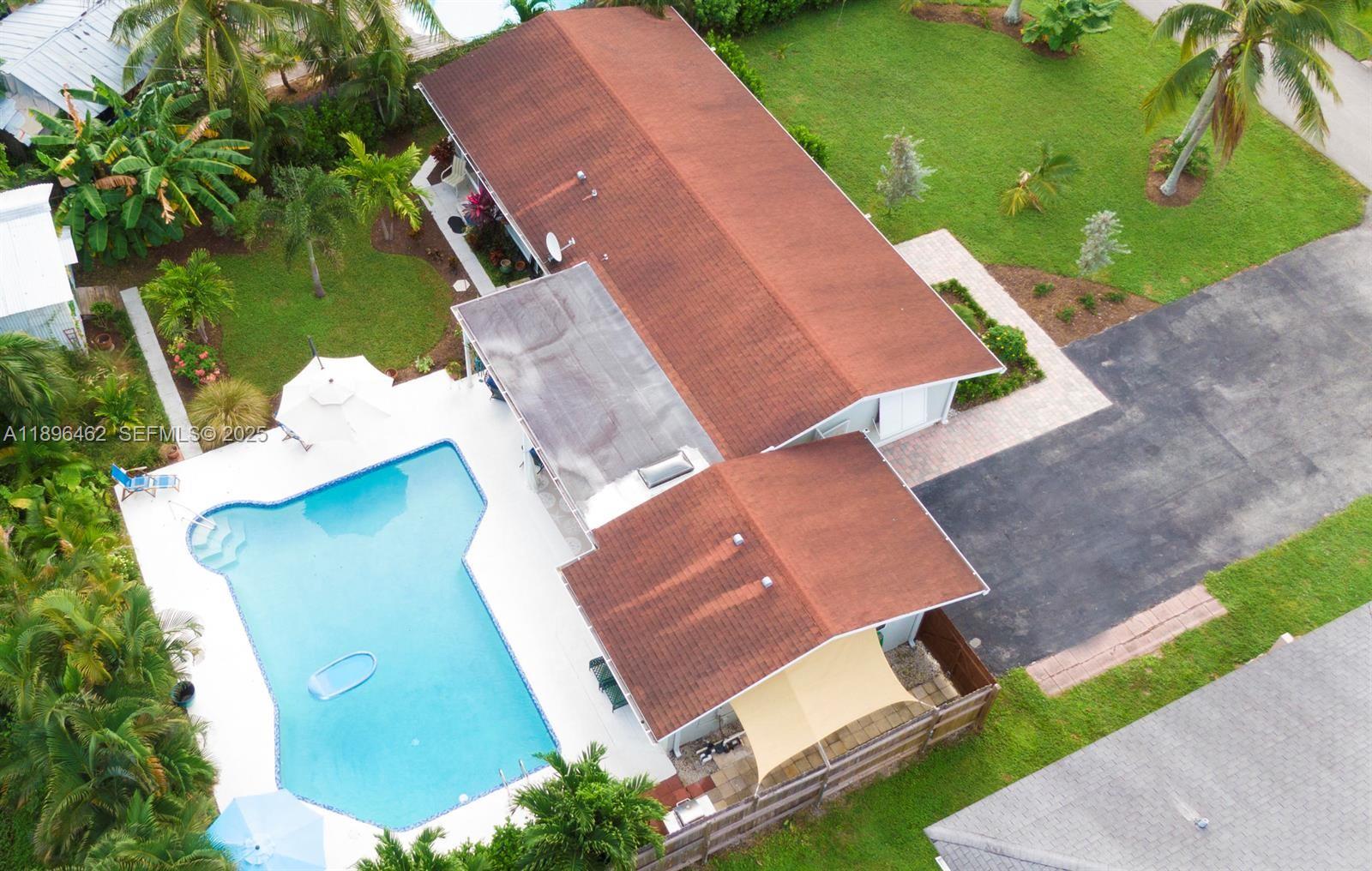 COUNTRY CLUB ACRES 5 - Residential