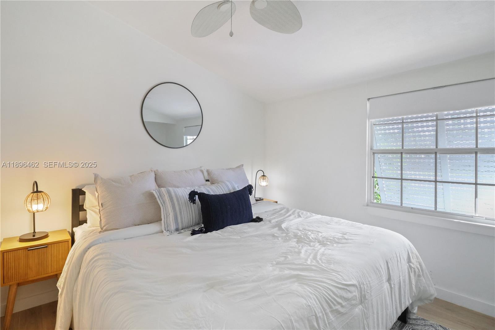 COUNTRY CLUB ACRES 5 - Residential