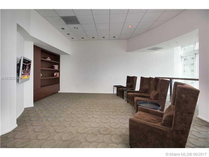 Met 1 - Residential Lease