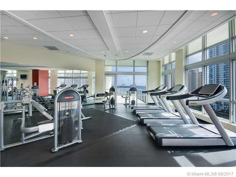 Met 1 - Residential Lease