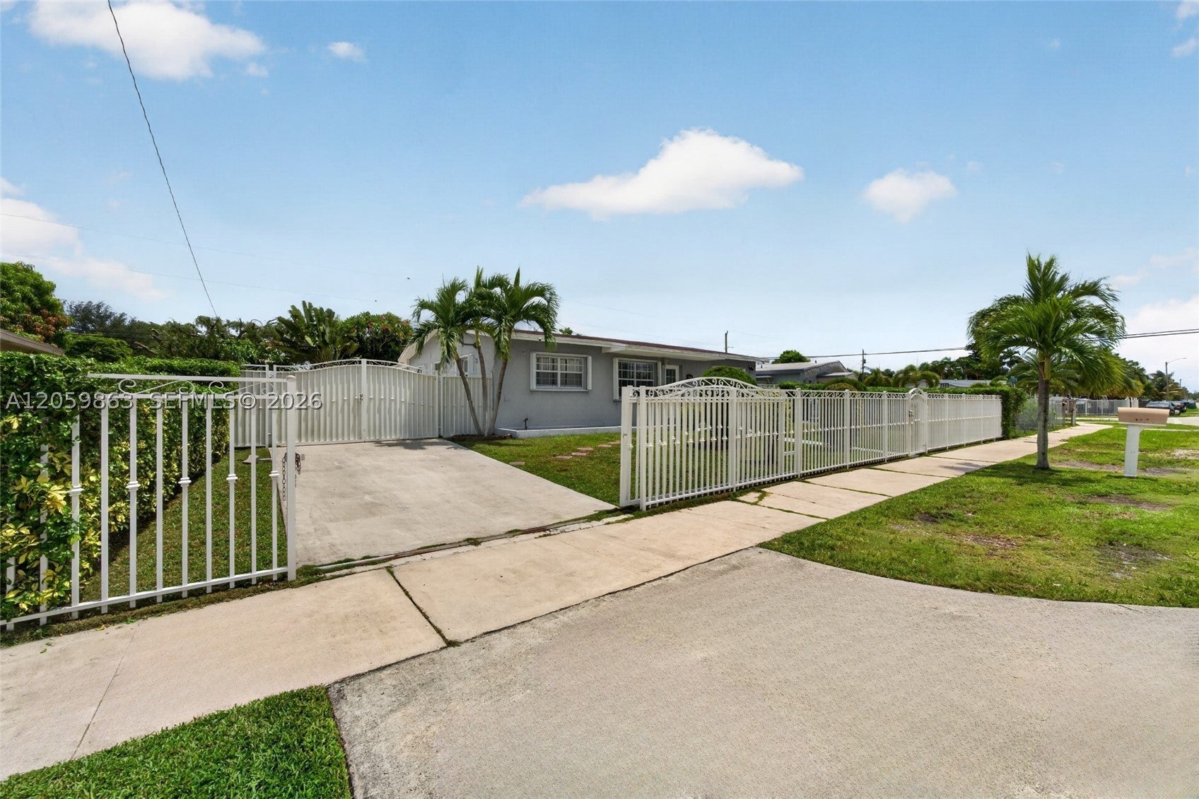 12015 SW 188 ST