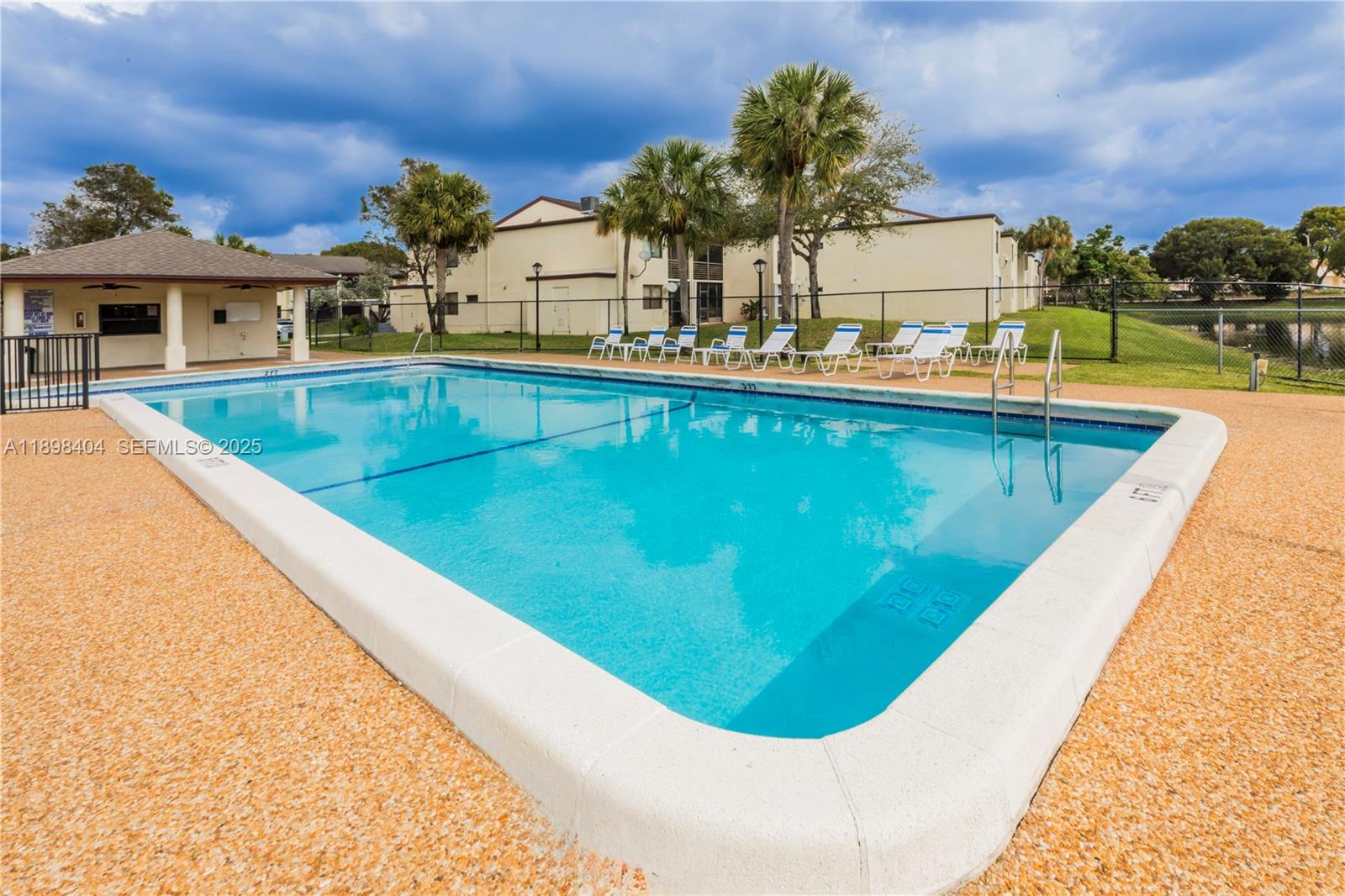 GARDENS AT PEMBROKE LAKES - Residential