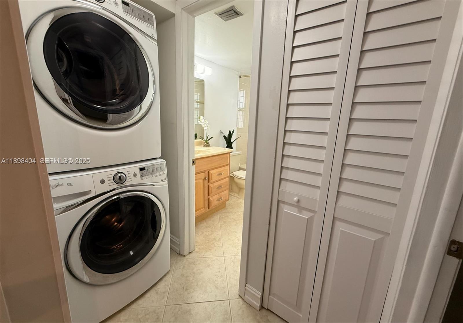 GARDENS AT PEMBROKE LAKES - Residential