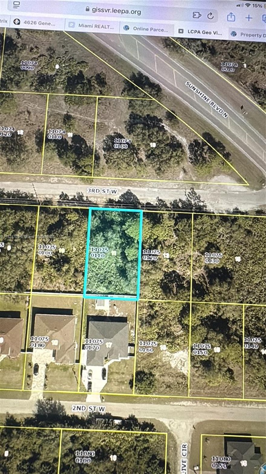 Prime Land Opportunity – Build Your Vision! Unlock the potential of this strategically located parcel in the fast growing city of Lehigh Acres! Situated just minutes from major roadways and access to Fort Myers, this lot offers unmatched access to everything West Coast Florida has to offer. Comps for builds in the area are at $360,000.
Zoned for RS-1, with utilities nearby and no HOA restrictions—this is the perfect time to secure land in a rapidly growing area.