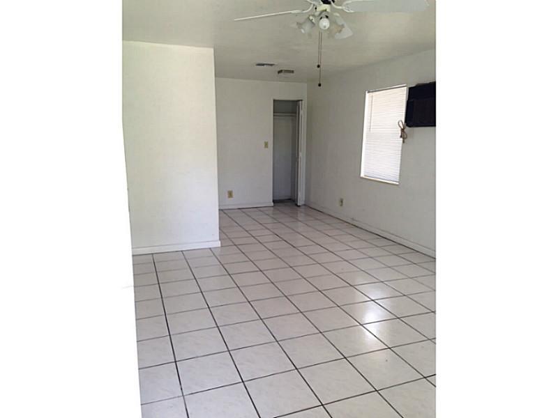 LAUDERDALE MANORS AMEND R - Residential Lease