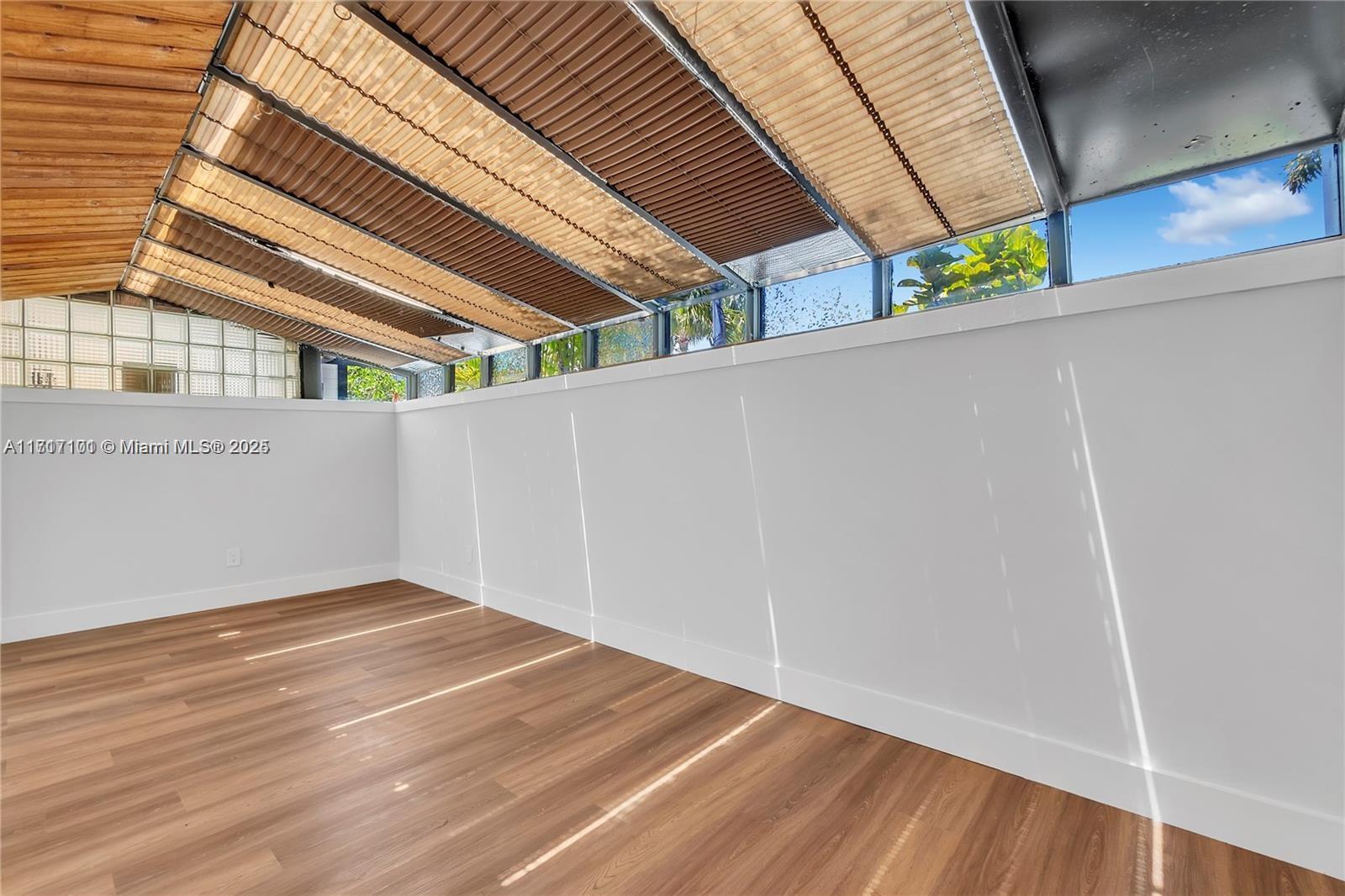 ESTERLY - Residential Lease