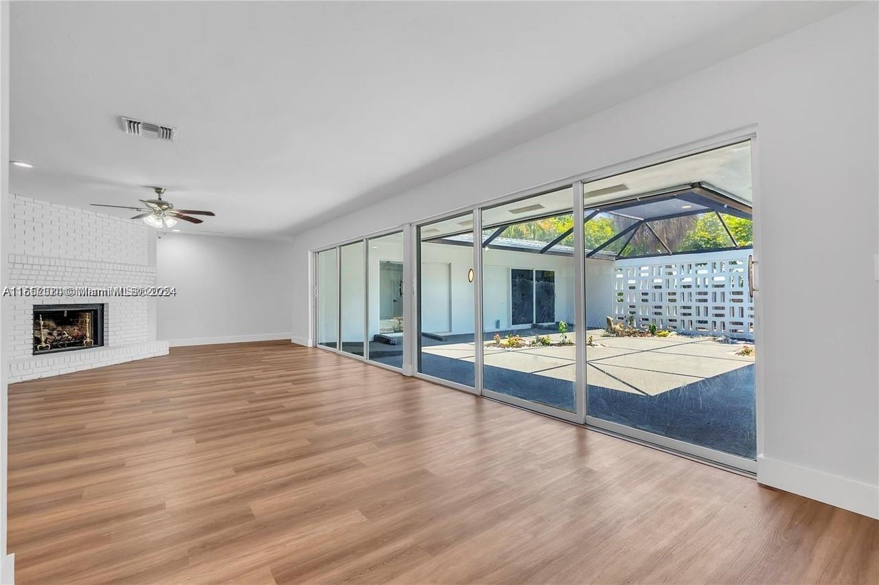 ESTERLY - Residential Lease