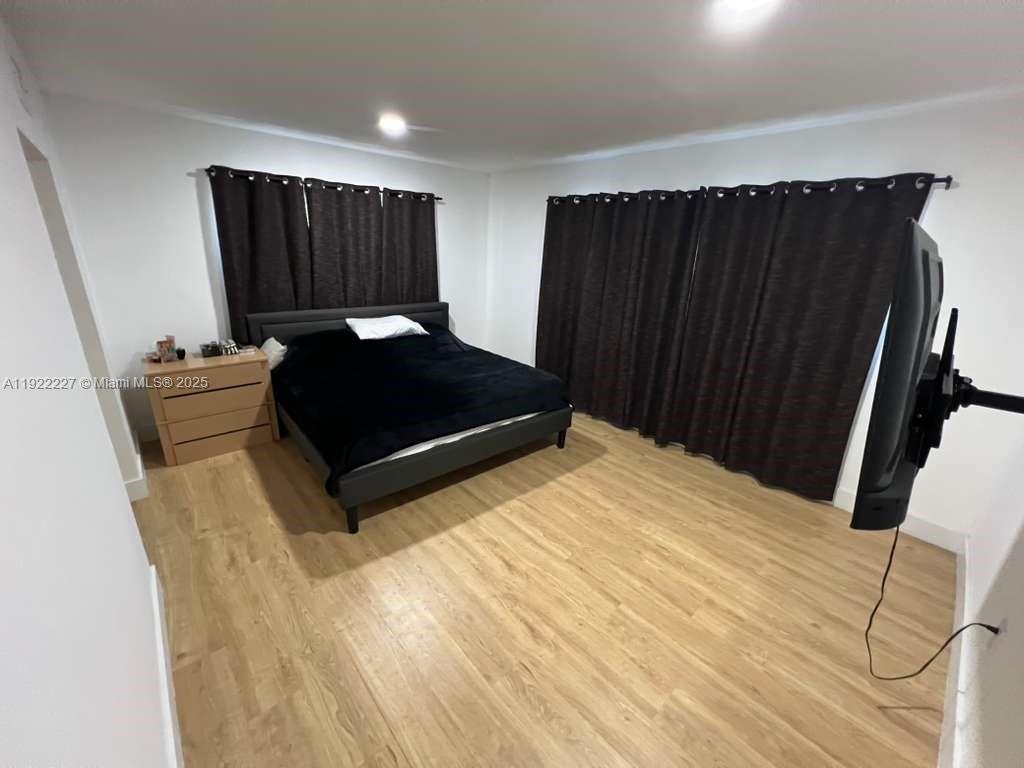 THE LOFTS TOWN VILLAS CON - Residential