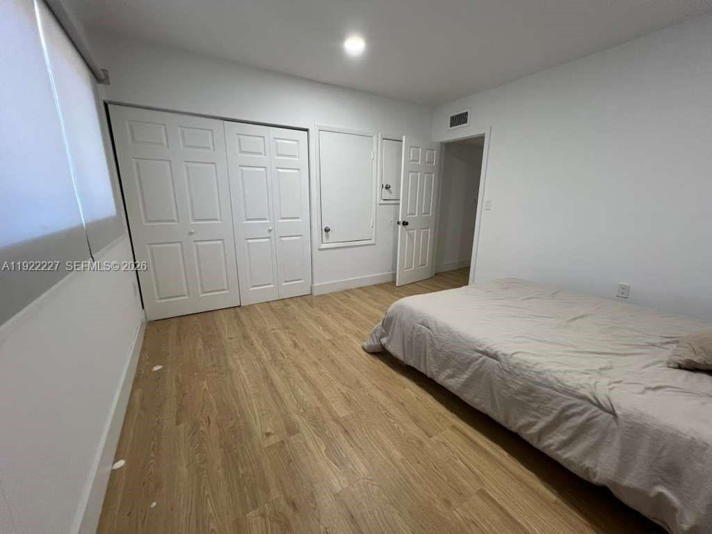 THE LOFTS TOWN VILLAS CON - Residential