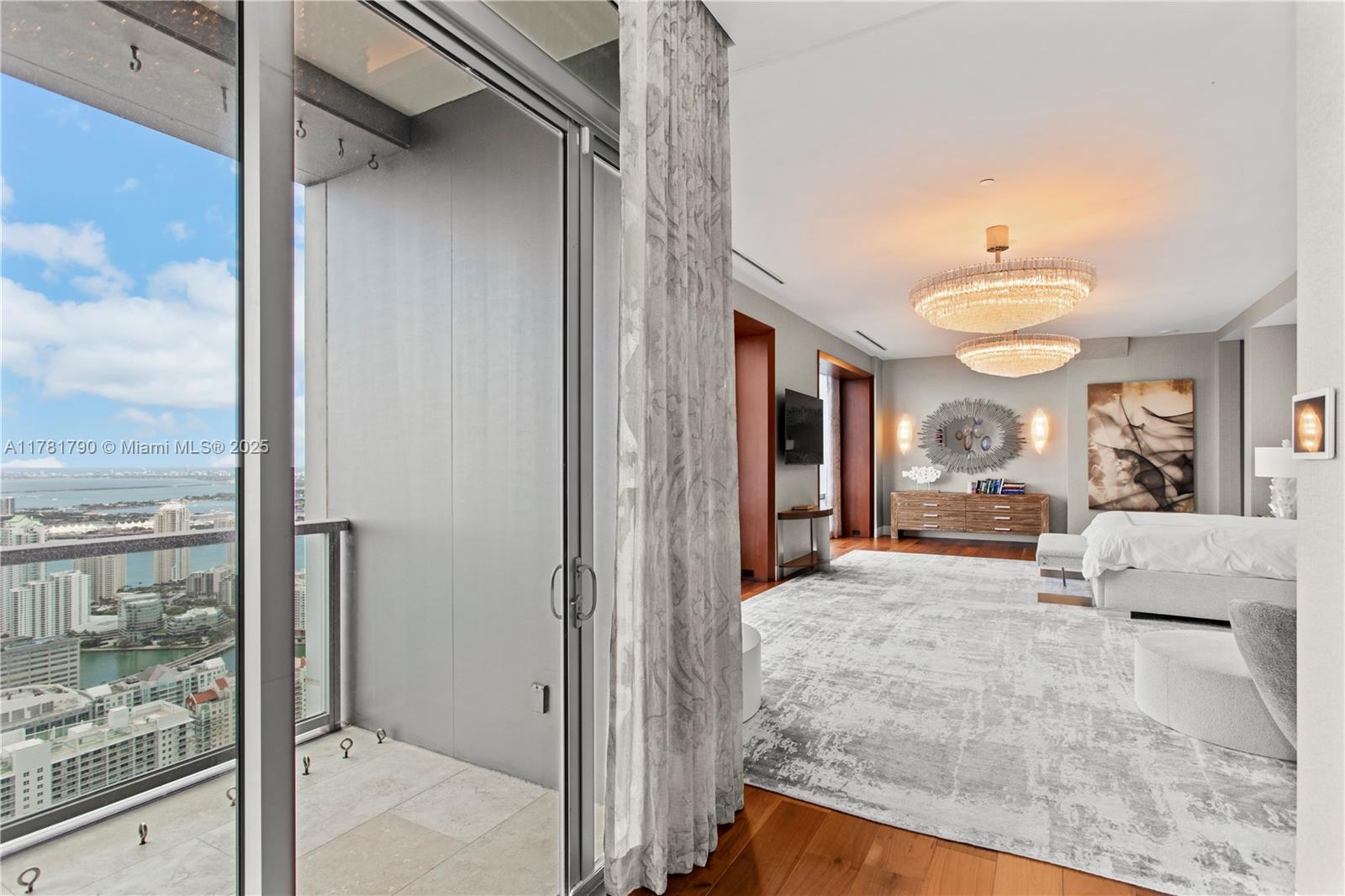 MILLENNIUM TOWER RESIDENC - Residential