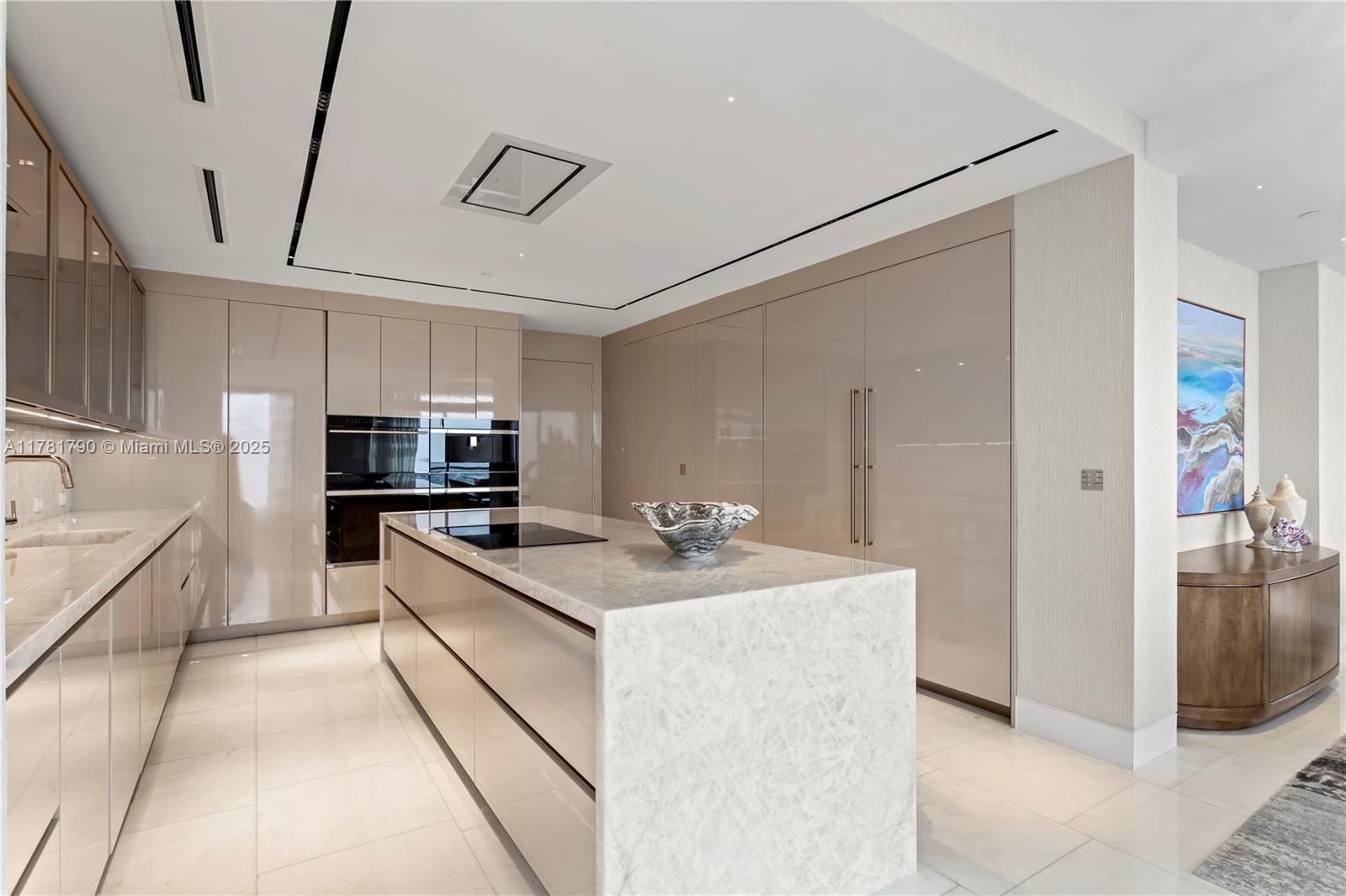 MILLENNIUM TOWER RESIDENC - Residential