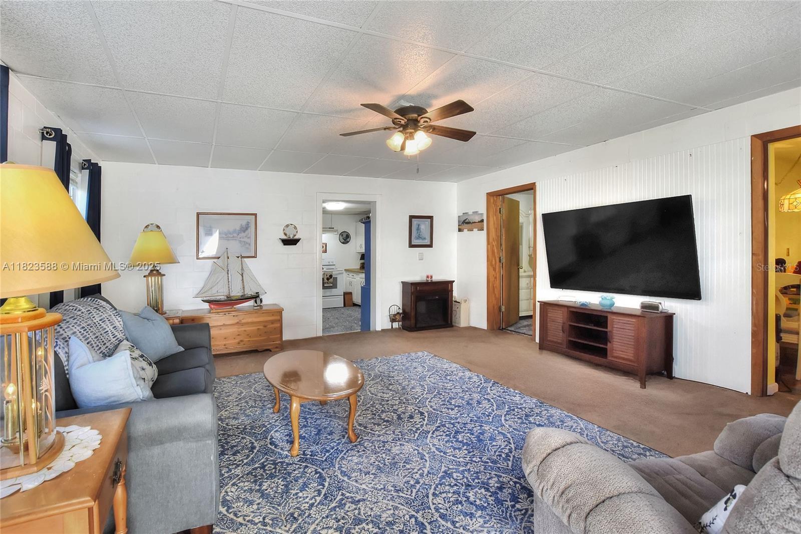 MINI RANCHES UNREC SUB - Residential