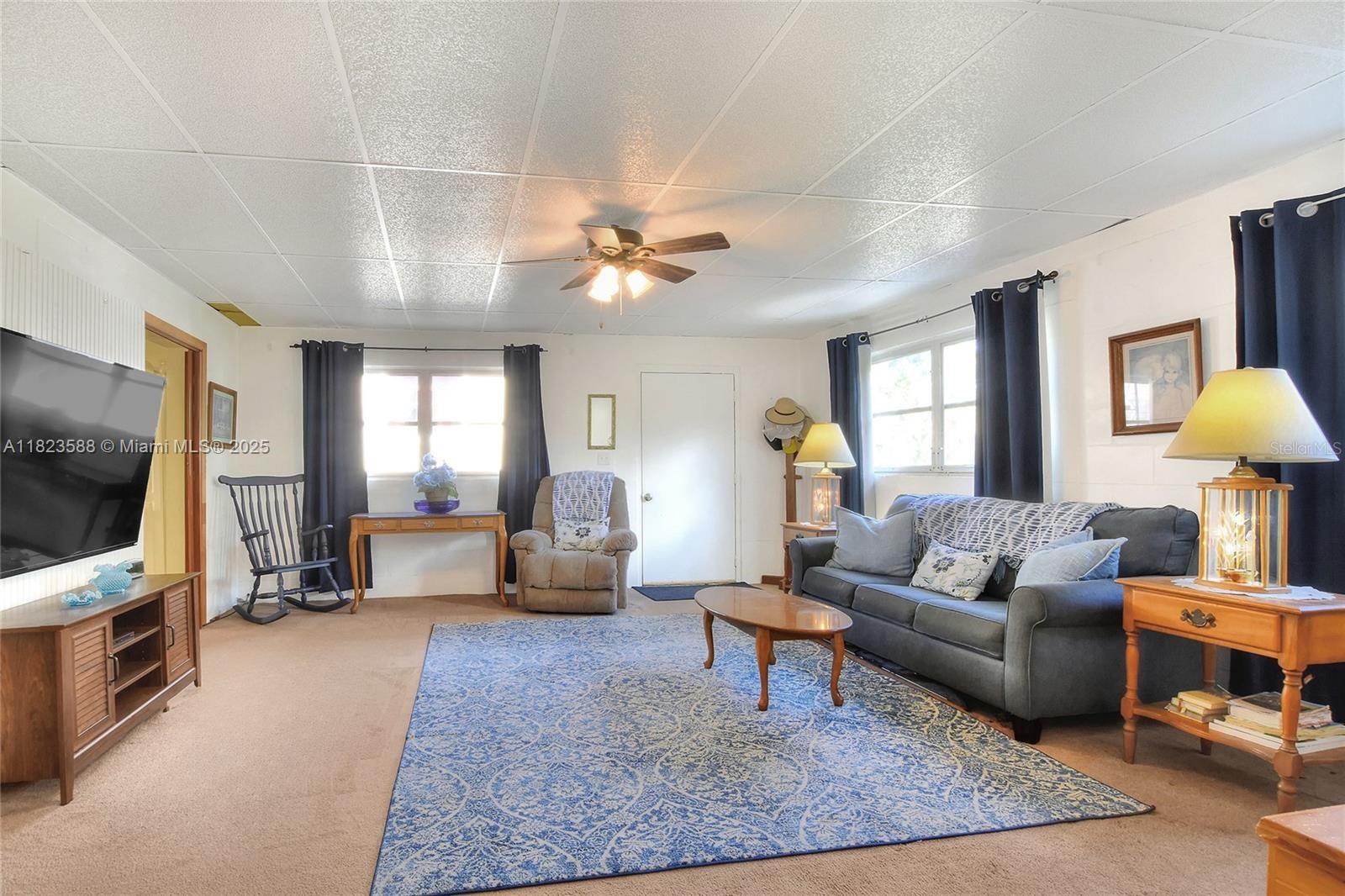 MINI RANCHES UNREC SUB - Residential