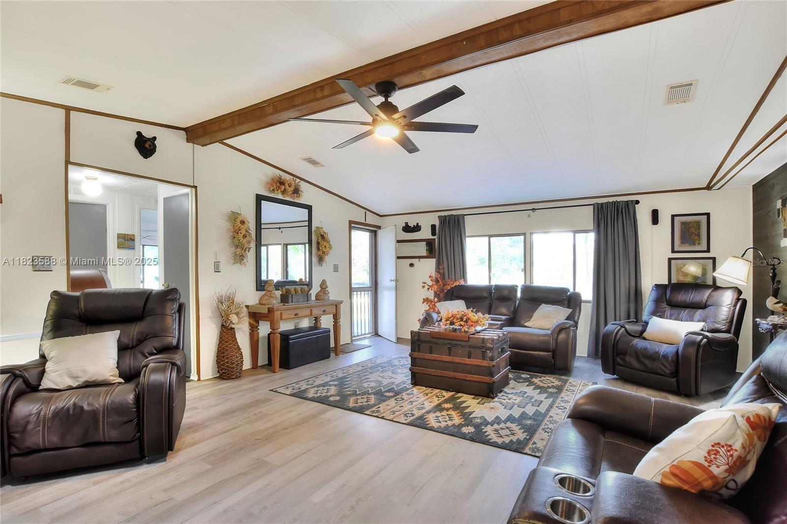 MINI RANCHES UNREC SUB - Residential