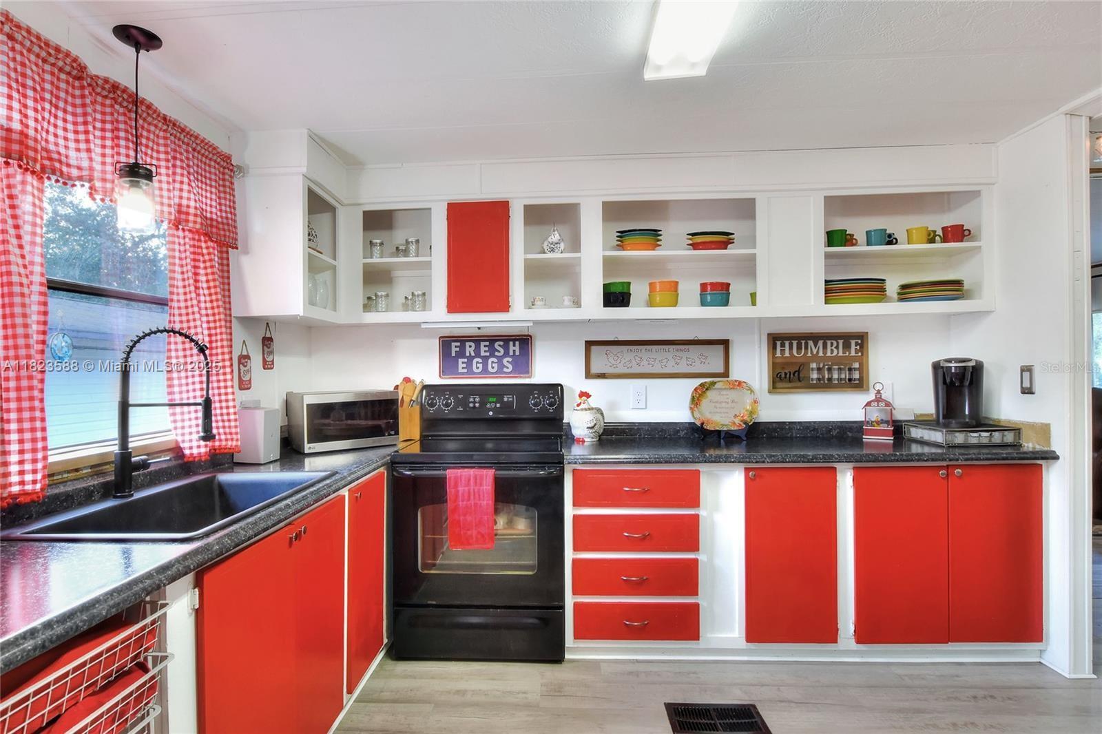 MINI RANCHES UNREC SUB - Residential