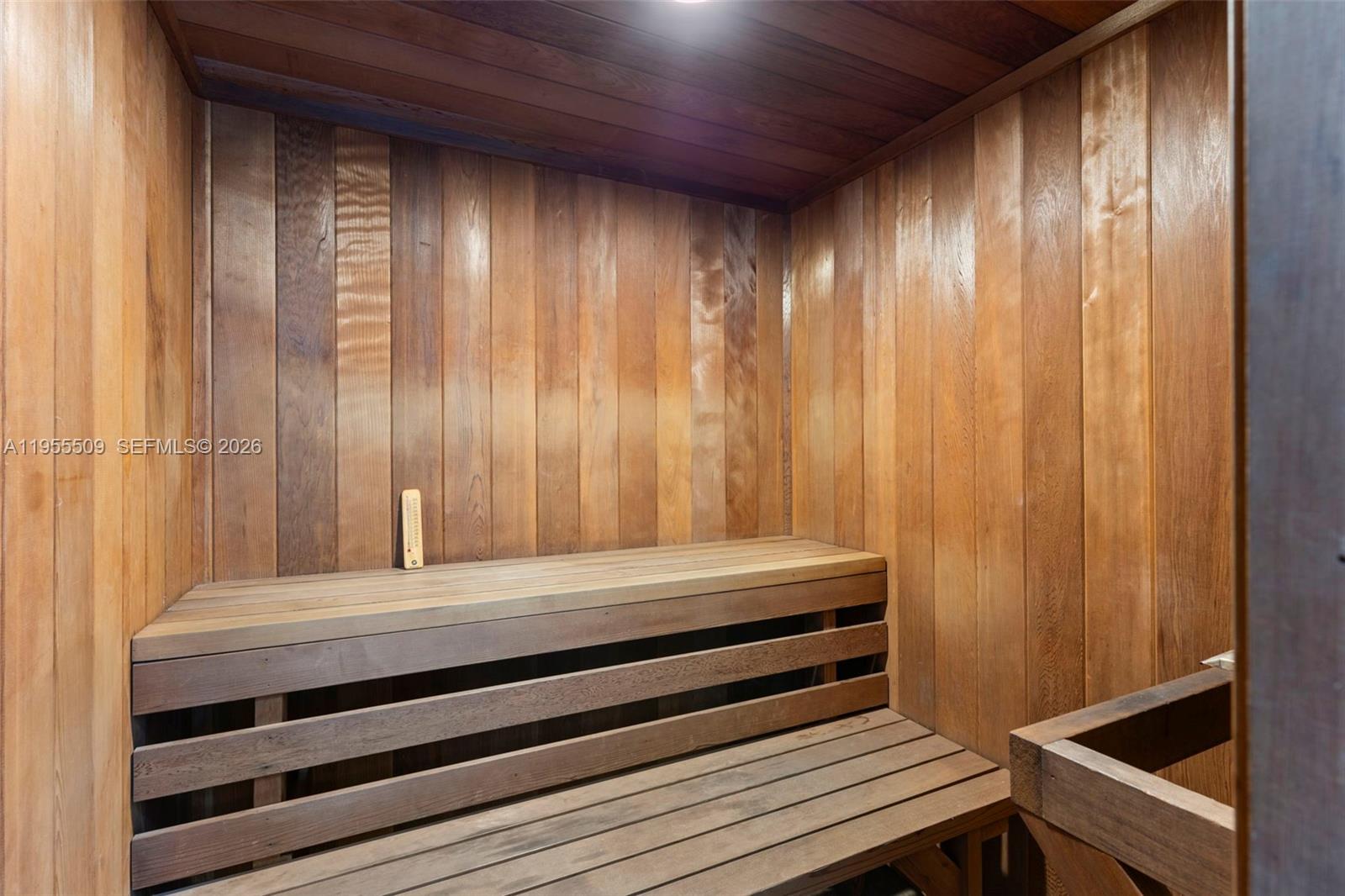 *EDGEWATER BEACH TOWERS CO - Residential