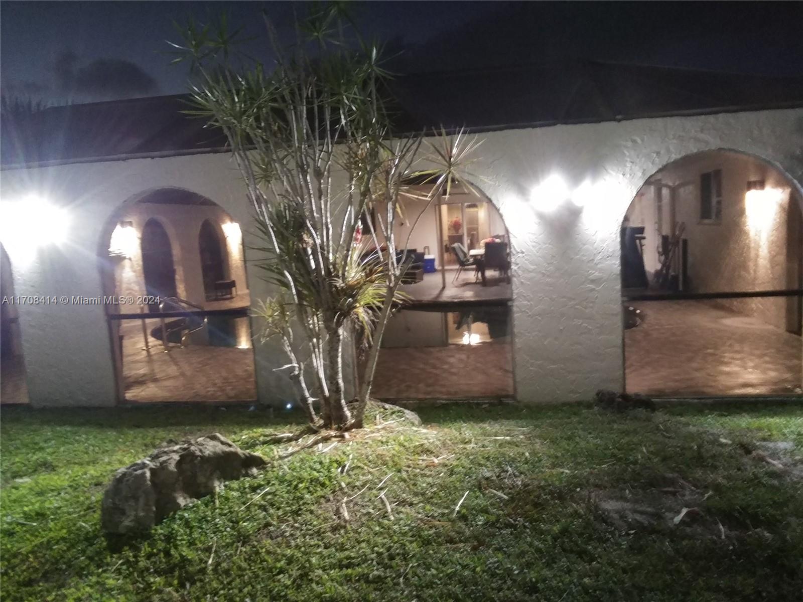 RAMBLEWOOD - Residential Lease