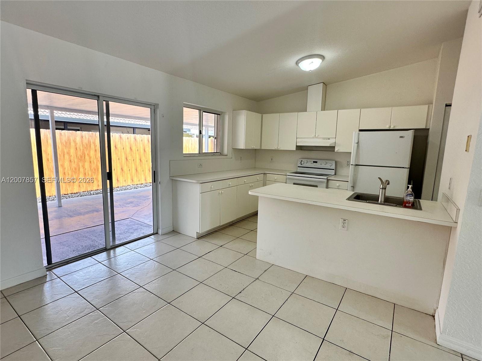 18388 NW 75th Psge 2603