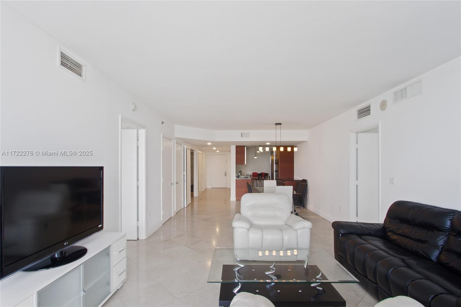 BEACH CLUB I - Residential