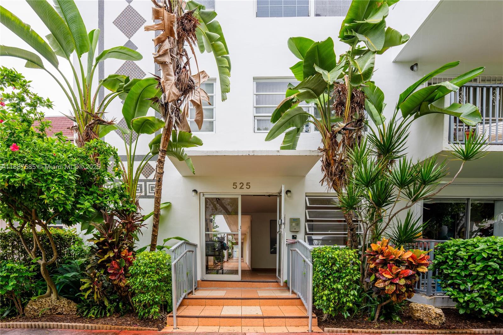 525 MERIDIAN CONDO - Residential Lease